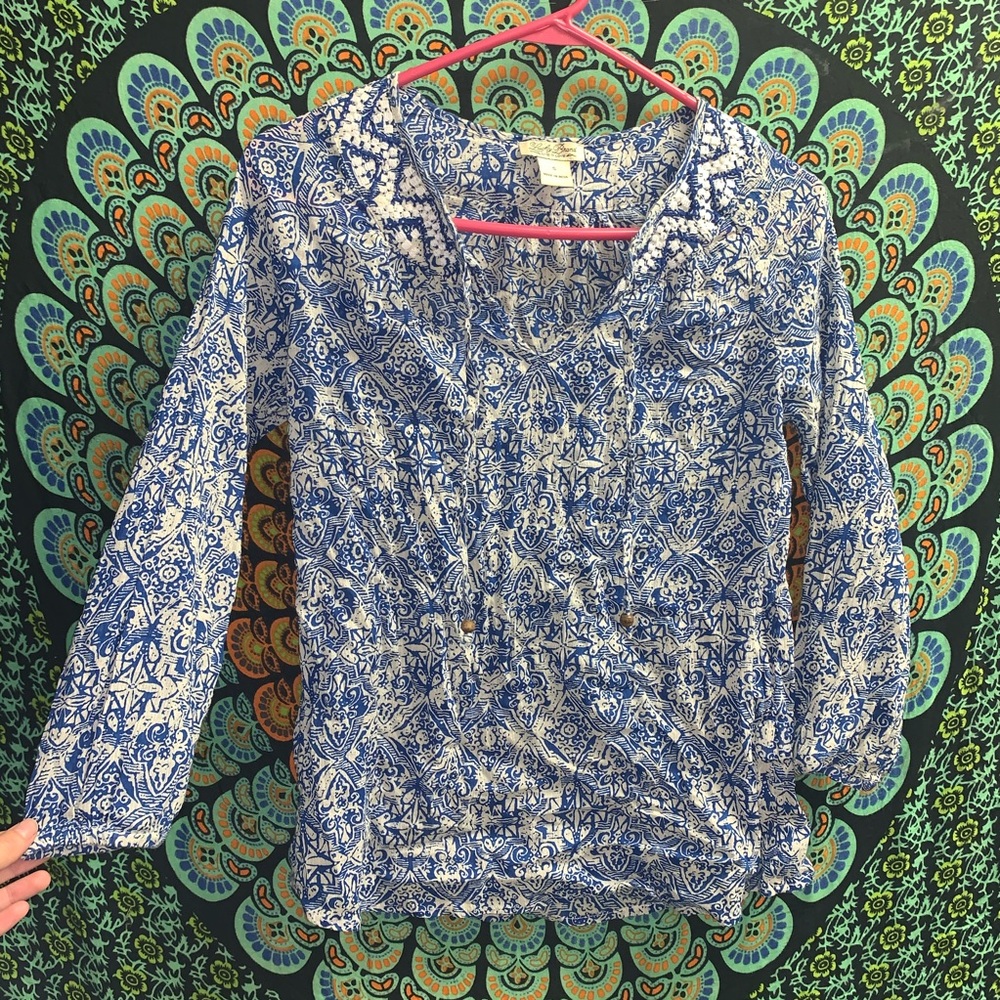 Lightweight Blouse
